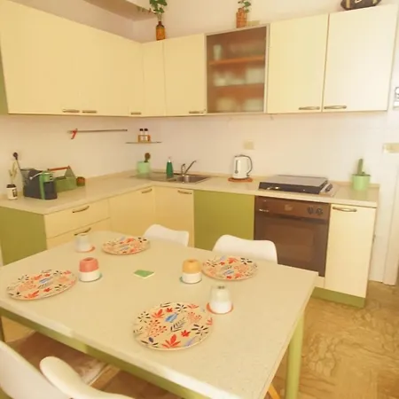 Soverhouse A * Soverato Marina