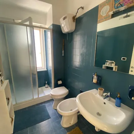 Soverhouse A Soverato Marina